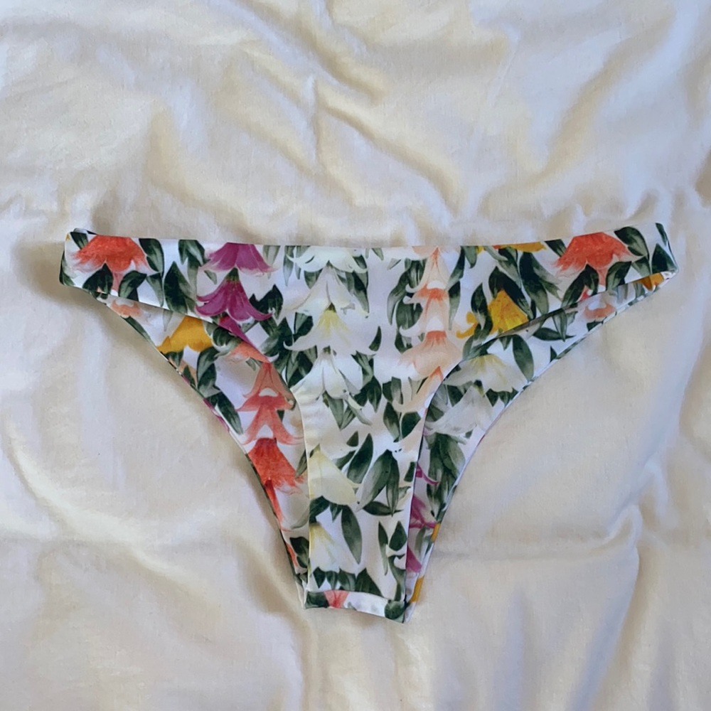 Stone Fox Swim floral, cheeky bikini bottoms